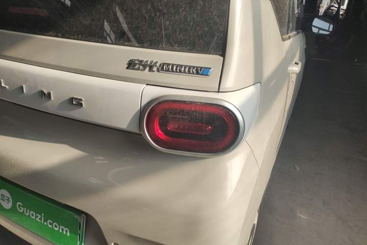 Used Wuling Hongguang MINIEV 2024 3rd Generation 215km Youth Edition Right Rear Taillight