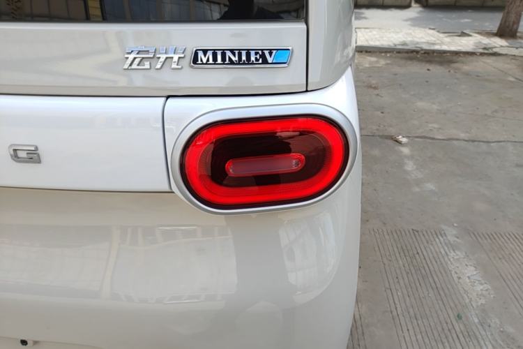 Used Wuling Hongguang MINIEV 2024 3rd Generation 215km Youth Edition Right Rear Taillight