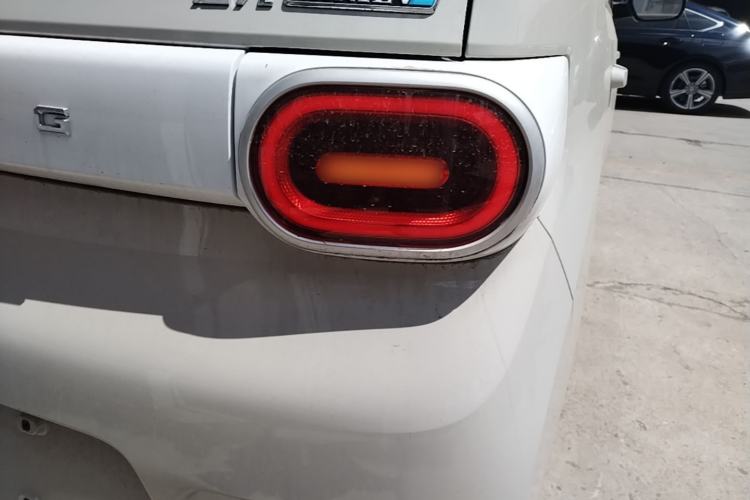 Used Wuling Hongguang MINIEV 2024 3rd Generation 215km Youth Edition Right Rear Taillight