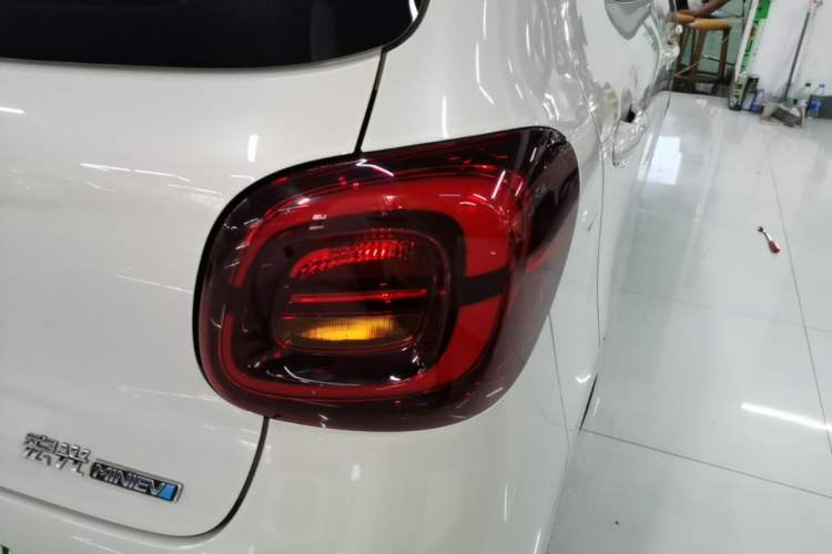Used Wuling Hongguang MINIEV 2024 3rd Generation 215km Youth Edition Right Rear Taillight
