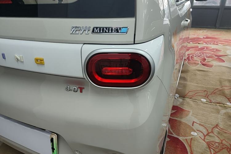 Used Wuling Hongguang MINIEV 2024 3rd Generation 215km Youth Edition Right Rear Taillight