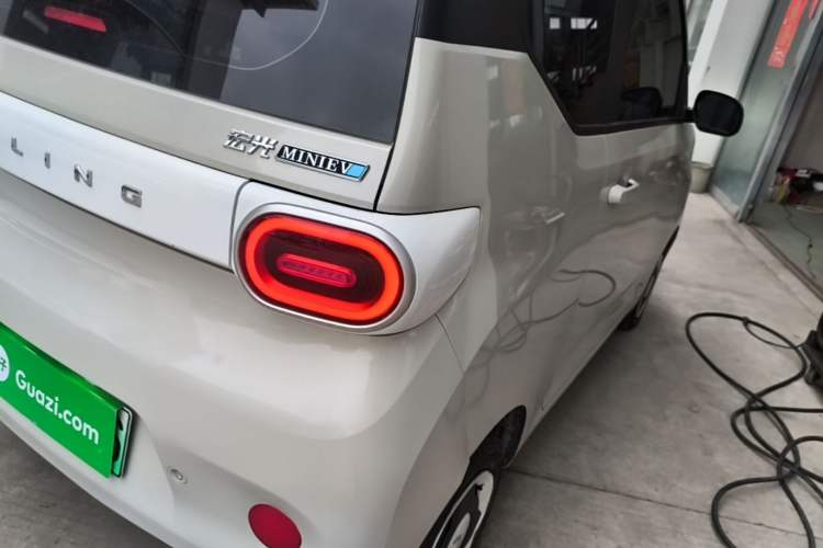 Used Wuling Hongguang MINIEV 2024 3rd Generation 215km Youth Edition Right Rear Taillight