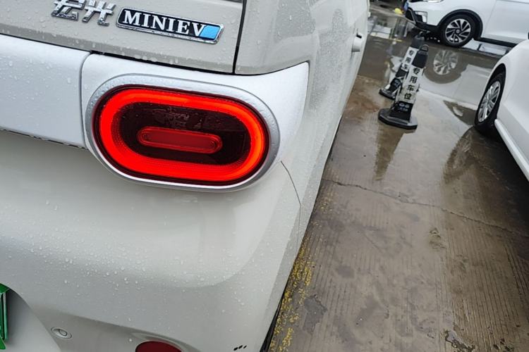 Used Wuling Hongguang MINIEV 2024 3rd Generation 215km Youth Edition Right Rear Taillight