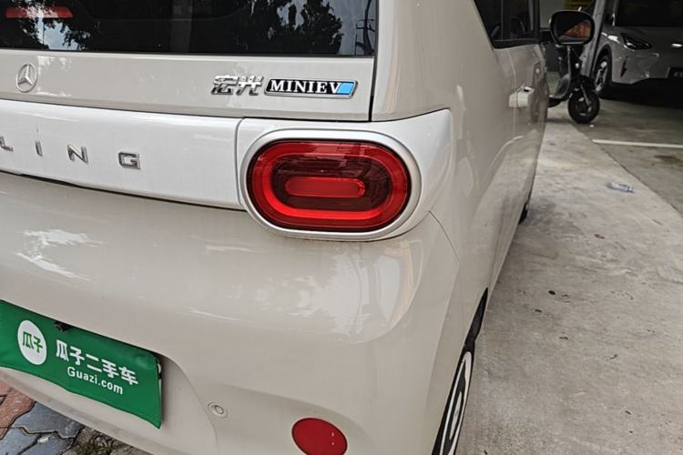 Used Wuling Hongguang MINIEV 2024 3rd Generation 215km Youth Edition Right Rear Taillight