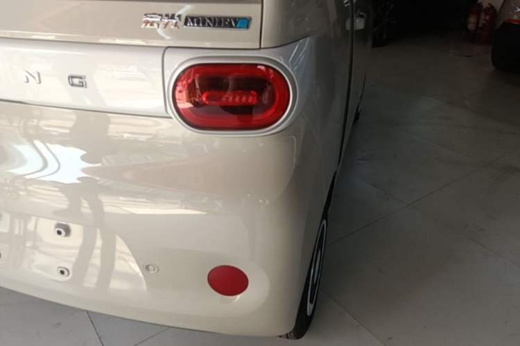 Used Wuling Hongguang MINIEV 2024 3rd Generation 215km Youth Edition Right Rear Taillight