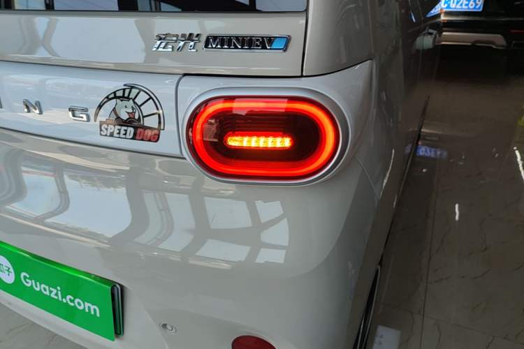 Used Wuling Hongguang MINIEV 2024 3rd Generation 215km Youth Edition Right Rear Taillight