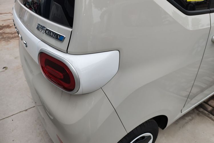 Used Wuling Hongguang MINIEV 2024 3rd Generation 215km Youth Edition Right Rear Taillight