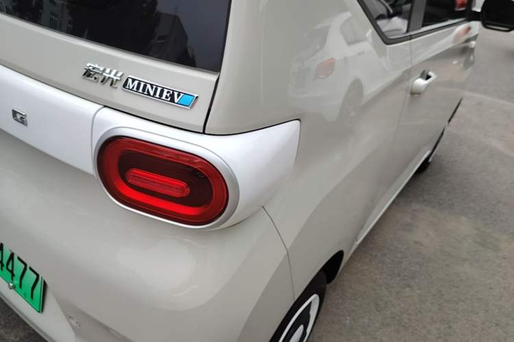 Used Wuling Hongguang MINIEV 2024 3rd Generation 215km Youth Edition Right Rear Taillight