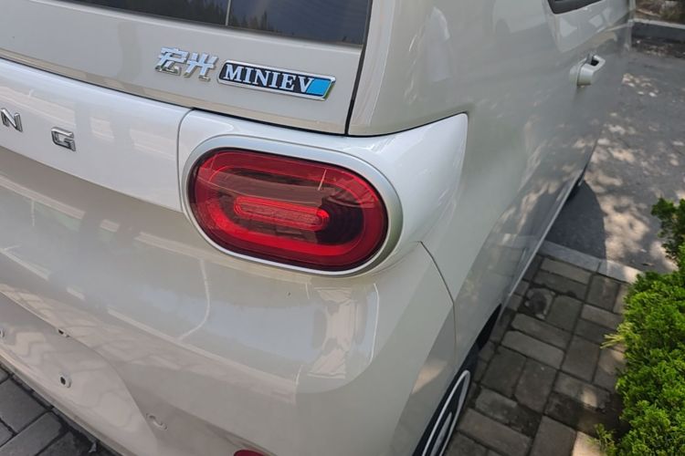 Used Wuling Hongguang MINIEV 2024 3rd Generation 215km Youth Edition Right Rear Taillight