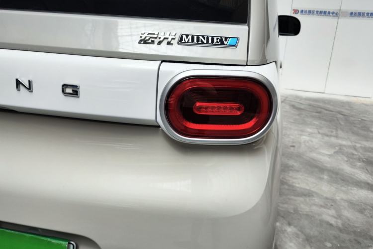 Used Wuling Hongguang MINIEV 2024 3rd Generation 215km Youth Edition Right Rear Taillight