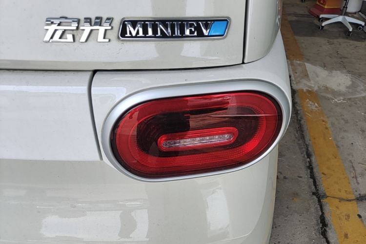 Used Wuling Hongguang MINIEV 2024 3rd Generation 215km Youth Edition Right Rear Taillight