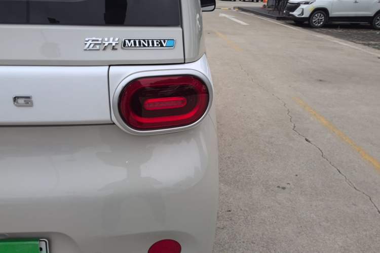 Used Wuling Hongguang MINIEV 2024 3rd Generation 215km Youth Edition Right Rear Taillight