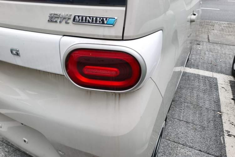 Used Wuling Hongguang MINIEV 2024 3rd Generation 215km Youth Edition Right Rear Taillight