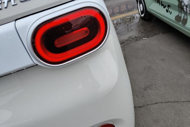 Used Wuling Hongguang MINIEV 2024 3rd Generation 215km Youth Edition Right Rear Taillight