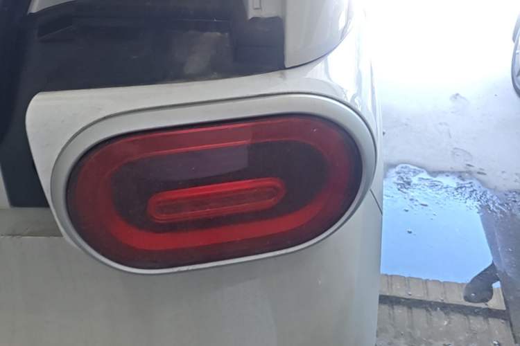 Used Wuling Hongguang MINIEV 2024 3rd Generation 215km Youth Edition Right Rear Taillight