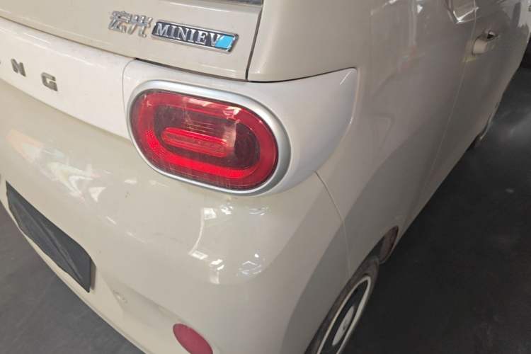 Used Wuling Hongguang MINIEV 2024 3rd Generation 215km Youth Edition Right Rear Taillight