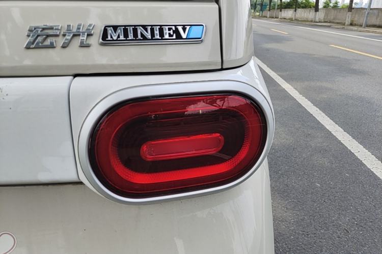 Used Wuling Hongguang MINIEV 2024 3rd Generation 215km Youth Edition Right Rear Taillight