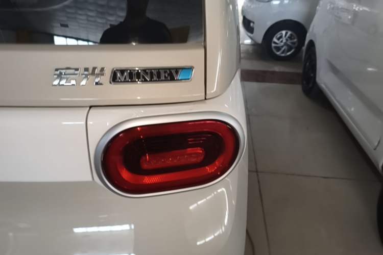 Used Wuling Hongguang MINIEV 2024 3rd Generation 215km Youth Edition Right Rear Taillight