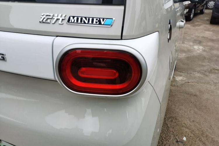 Used Wuling Hongguang MINIEV 2024 3rd Generation 215km Youth Edition Right Rear Taillight