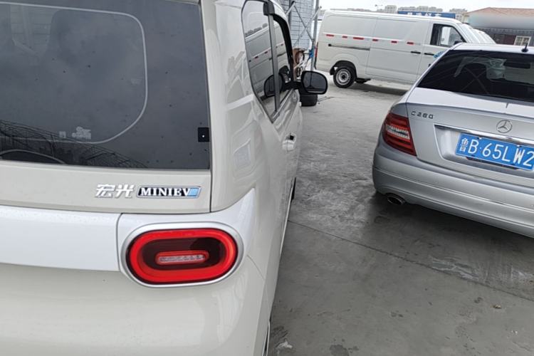 Used Wuling Hongguang MINIEV 2024 3rd Generation 215km Youth Edition Right Rear Taillight