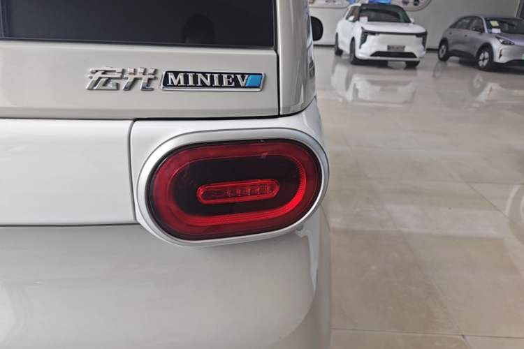 Used Wuling Hongguang MINIEV 2024 3rd Generation 215km Youth Edition Right Rear Taillight