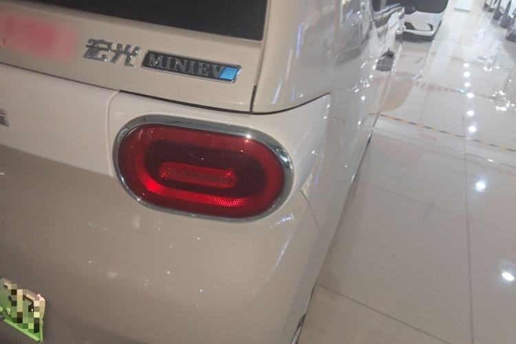 Used Wuling Hongguang MINIEV 2024 3rd Generation 215km Youth Edition Right Rear Taillight