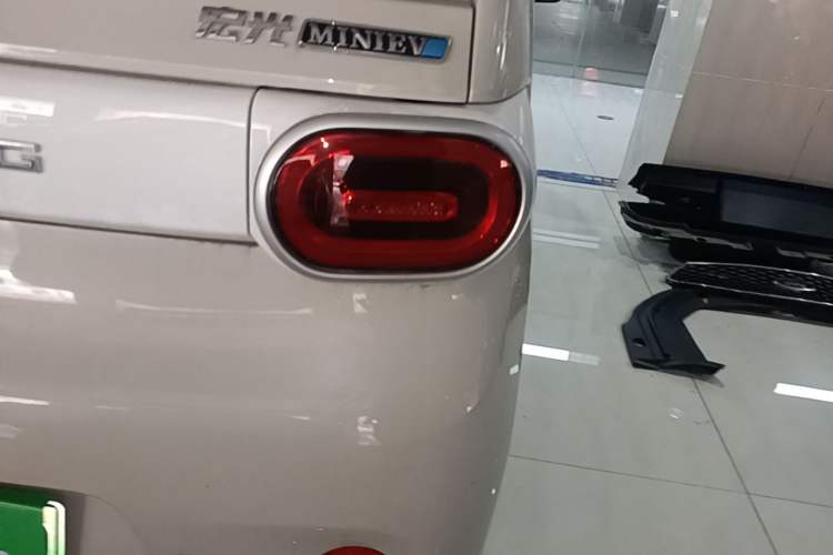 Used Wuling Hongguang MINIEV 2024 3rd Generation 215km Youth Edition Right Rear Taillight