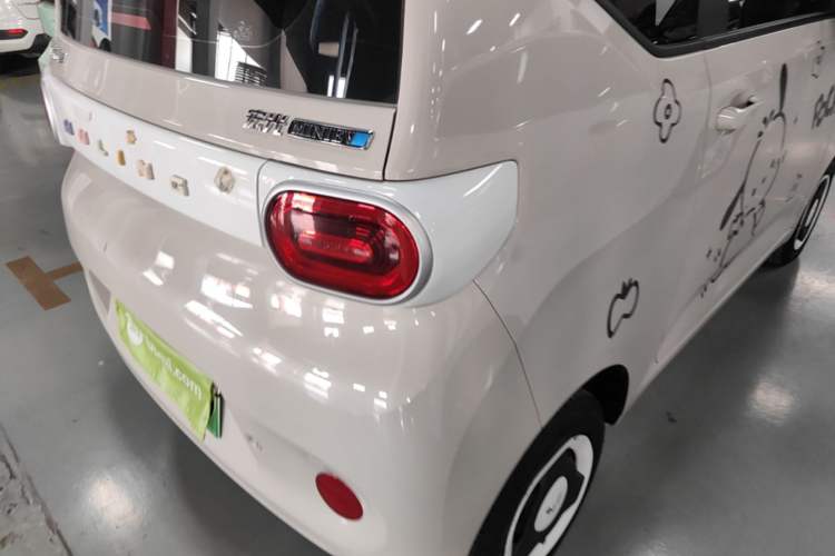 Used Wuling Hongguang MINIEV 2024 3rd Generation 215km Youth Edition Right Rear Taillight