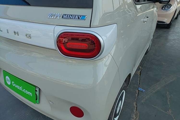 Used Wuling Hongguang MINIEV 2024 3rd Generation 215km Youth Edition Right Rear Taillight