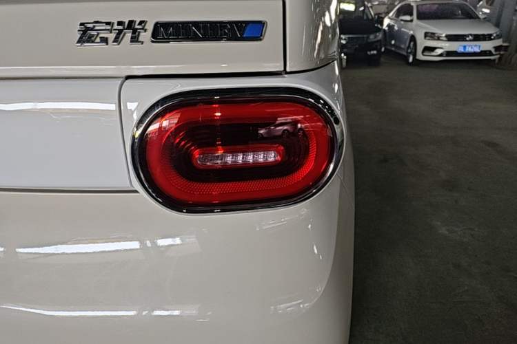 Used Wuling Hongguang MINIEV 2024 3rd Generation 215km Advanced Version Right Rear Taillight