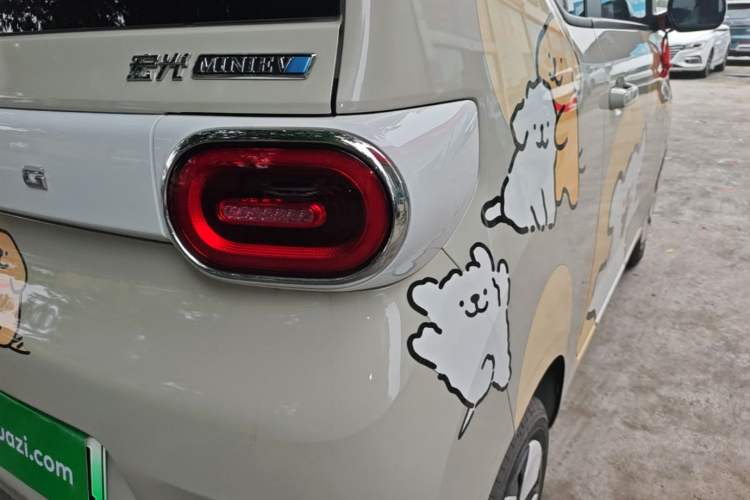 Used Wuling Hongguang MINIEV 2024 3rd Generation 215km Youth Edition Right Rear Taillight