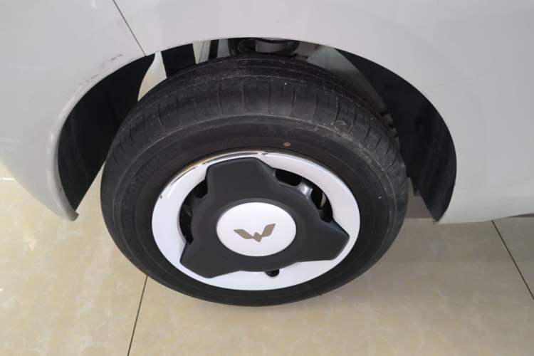 Used Wuling Hongguang MINIEV 2024 3rd Generation 170 km Right Rear Wheel Hub