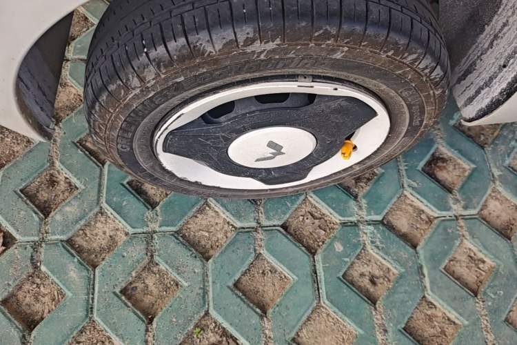 Used Wuling Hongguang MINIEV 2024 3rd Generation 215km Youth Edition Right Rear Wheel Hub