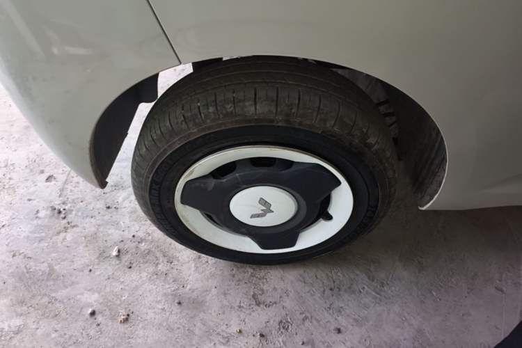 Used Wuling Hongguang MINIEV 2024 3rd Generation 215km Youth Edition Right Rear Wheel Hub