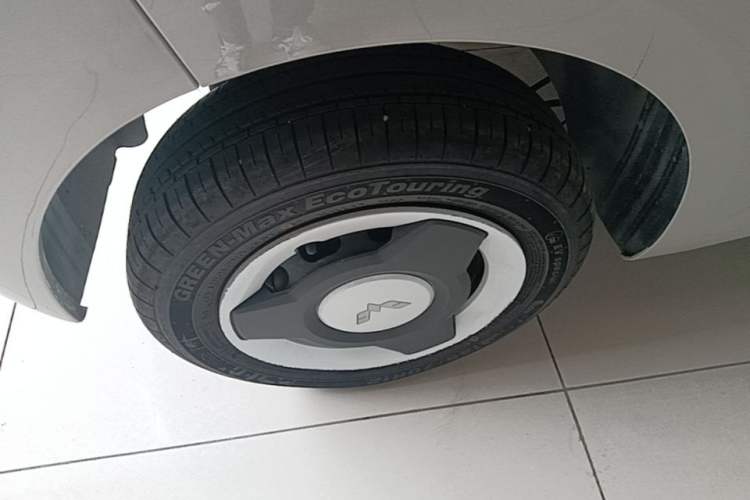 Used Wuling Hongguang MINIEV 2024 3rd Generation 215km Youth Edition Right Rear Wheel Hub