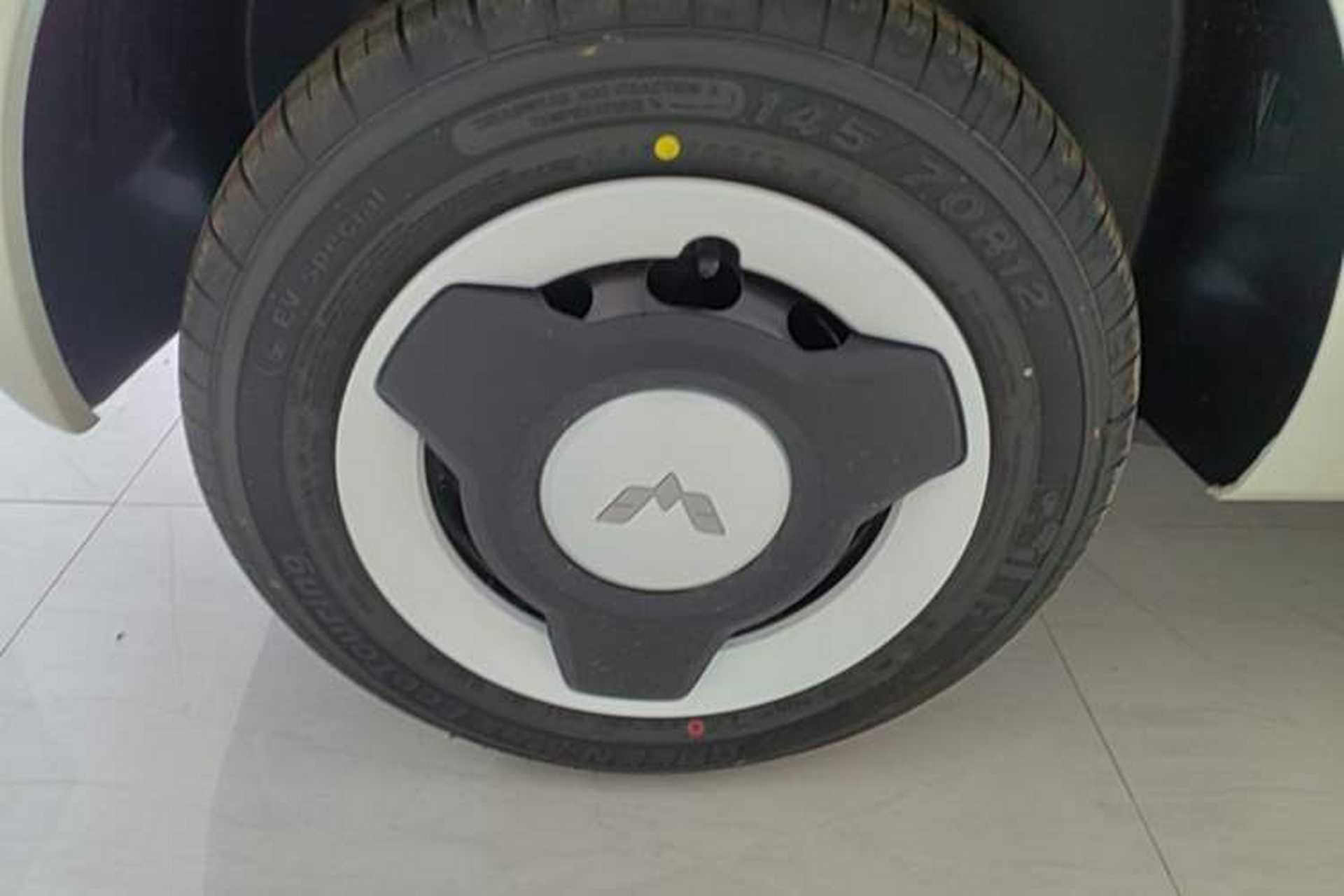 Used Wuling Hongguang MINIEV 2024 3rd Generation 215km Youth Edition Right Rear Wheel Hub