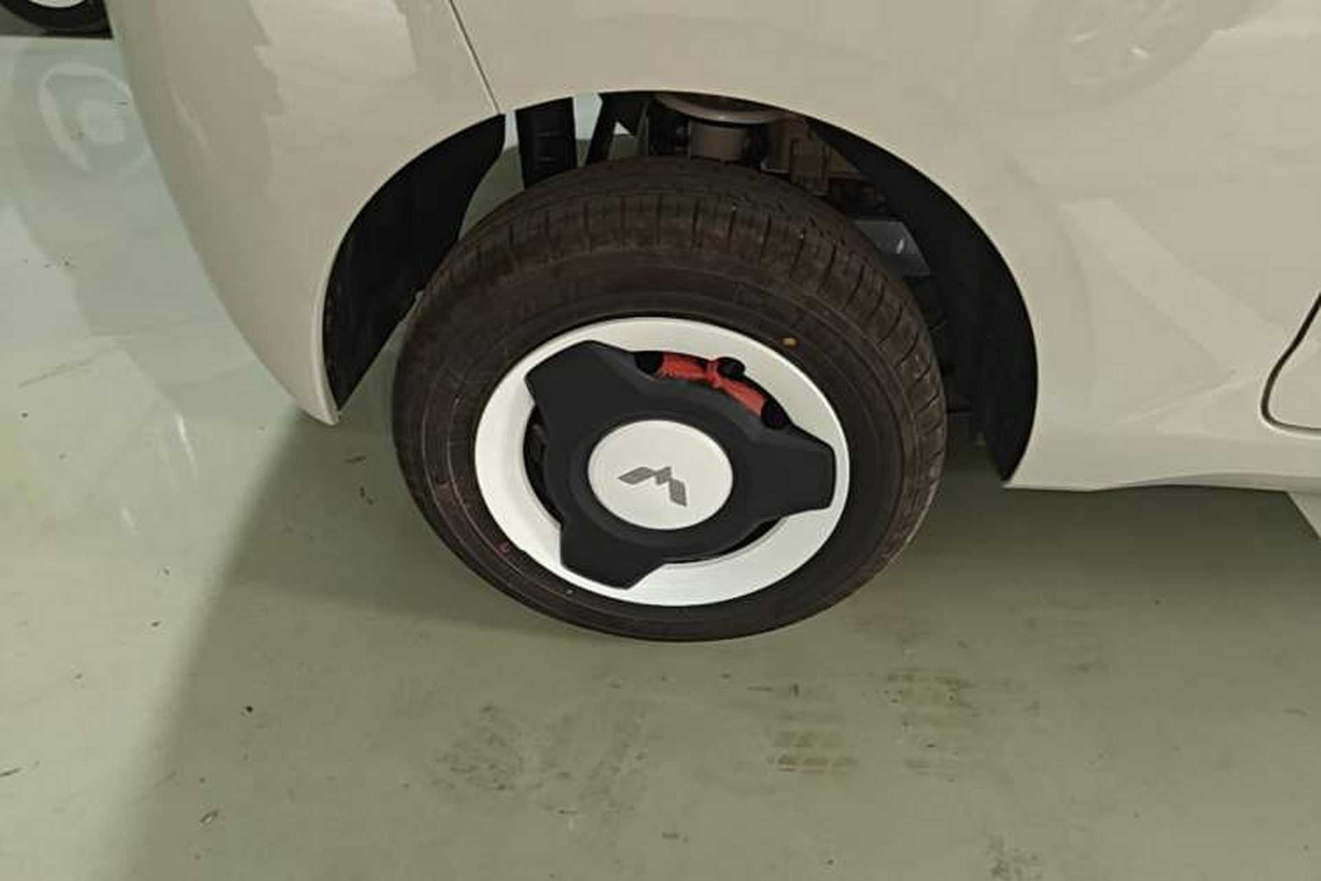Used Wuling Hongguang MINIEV 2024 3rd Generation 215km Youth Edition Right Rear Wheel Hub