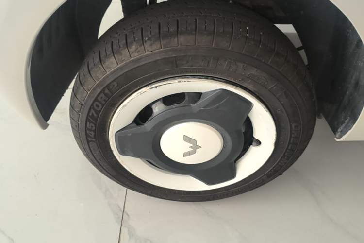 Used Wuling Hongguang MINIEV 2024 3rd Generation 215km Youth Edition Right Rear Wheel Hub