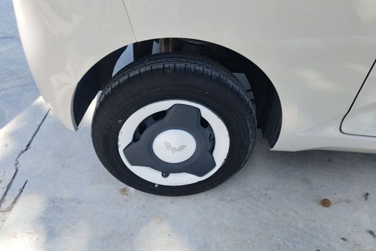 Used Wuling Hongguang MINIEV 2024 3rd Generation 215km Youth Edition Right Rear Wheel Hub