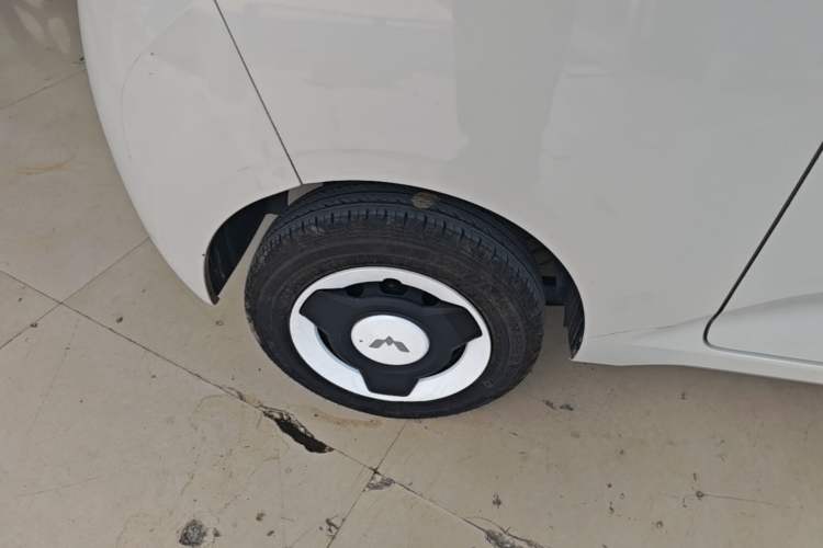 Used Wuling Hongguang MINIEV 2024 3rd Generation 215km Youth Edition Right Rear Wheel Hub