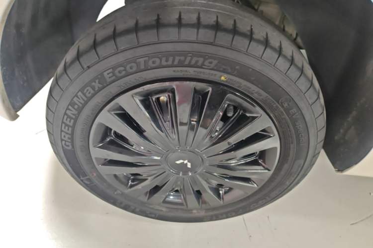 Used Wuling Hongguang MINIEV 2024 3rd Generation 215km Youth Edition Right Rear Wheel Hub