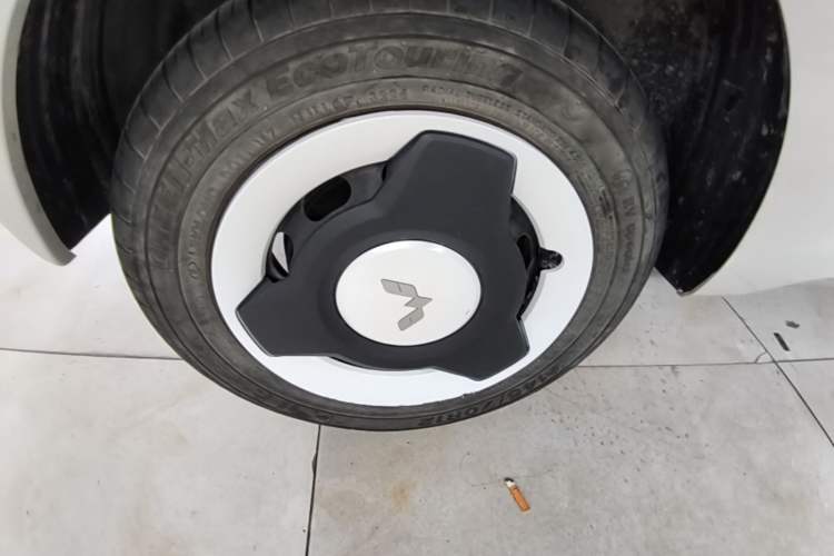 Used Wuling Hongguang MINIEV 2024 3rd Generation 215km Youth Edition Right Rear Wheel Hub