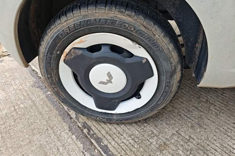 Used Wuling Hongguang MINIEV 2024 3rd Generation 215km Youth Edition Right Rear Wheel Hub