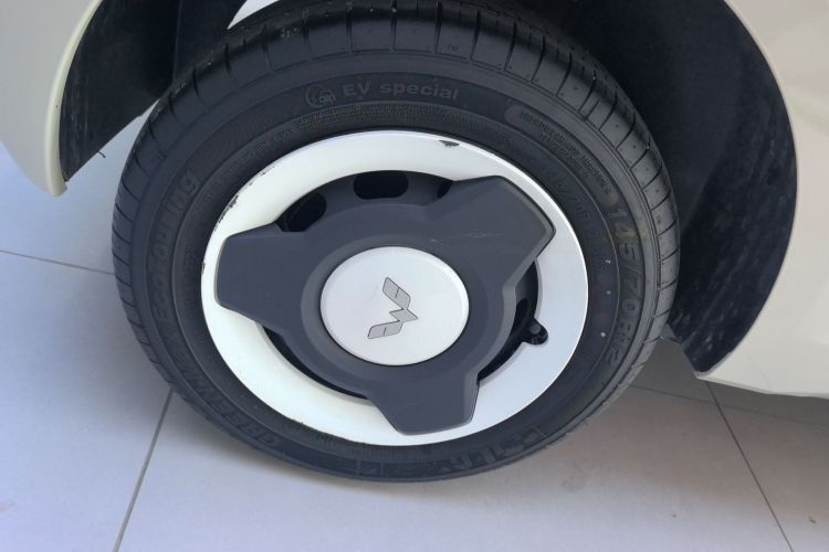 Used Wuling Hongguang MINIEV 2024 3rd Generation 215km Youth Edition Right Rear Wheel Hub