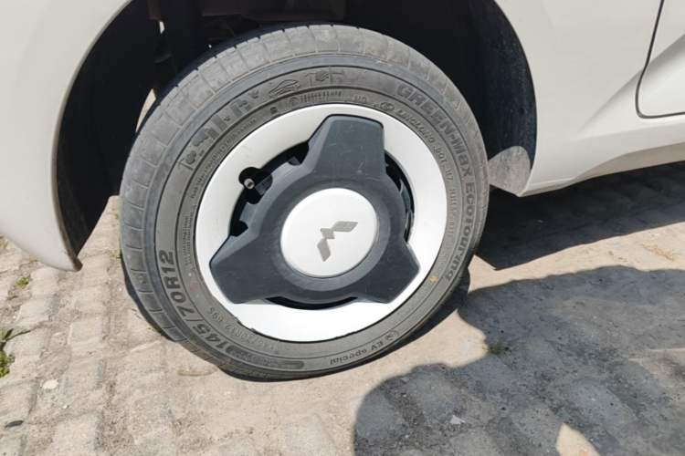 Used Wuling Hongguang MINIEV 2024 3rd Generation 215km Youth Edition Right Rear Wheel Hub