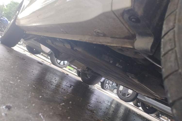 Used Wuling Hongguang MINIEV 2024 3rd Generation 215km Youth Edition Right Side Sill