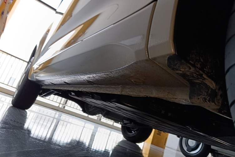 Used Wuling Hongguang MINIEV 2024 3rd Generation 215km Youth Edition Right Side Sill