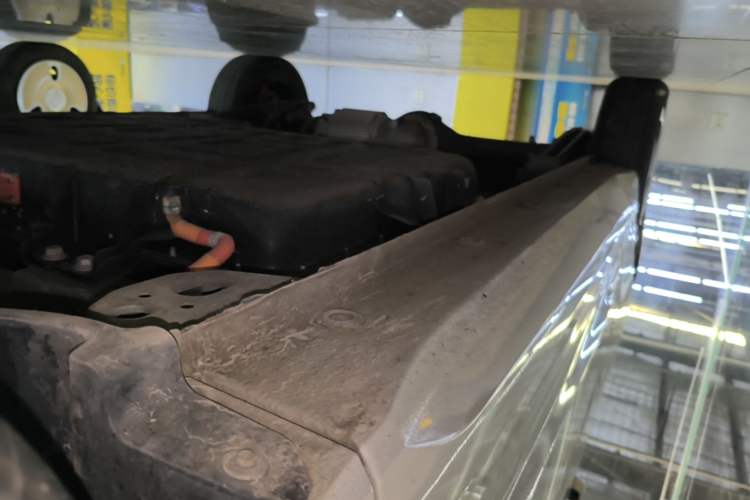 Used Wuling Hongguang MINIEV 2024 3rd Generation 170 km Right Side Sill
