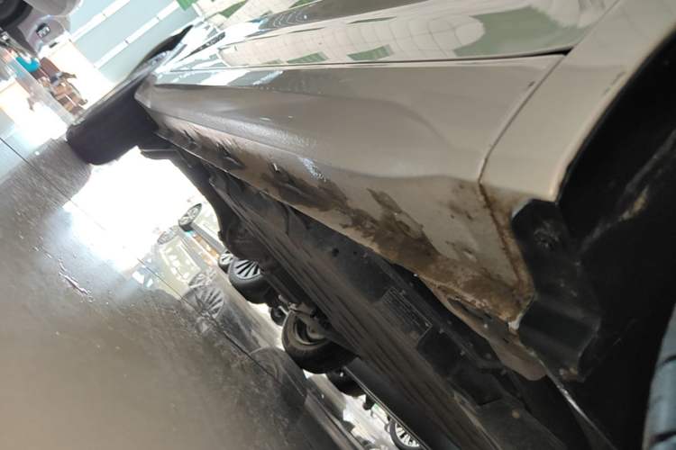 Used Wuling Hongguang MINIEV 2024 3rd Generation 215km Youth Edition Right Side Sill