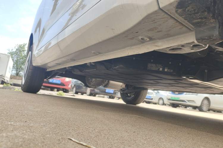 Used Wuling Hongguang MINIEV 2024 3rd Generation 215km Youth Edition Right Side Sill
